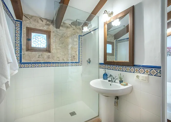 Owl Lloberina - In The Midst Of Nature